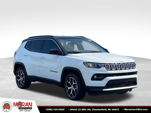 Used 2024 Jeep Compass Limited AWD/4WD image 7
