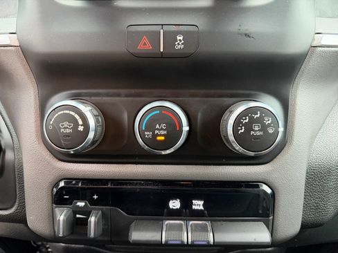 Used 2021 RAM 2500 Big Horn AWD/4WD image 21