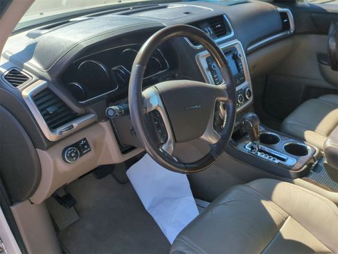 Used 2015 GMC Acadia Denali image 10
