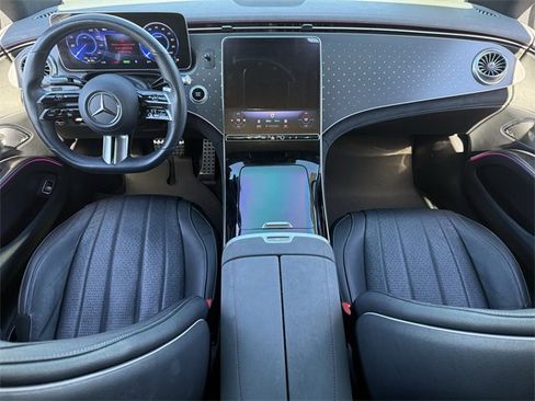 Used 2022 Mercedes-Benz EQS 450+ Sedan image 11