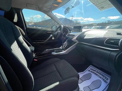 Used 2018 Mitsubishi Eclipse Cross LE image 15