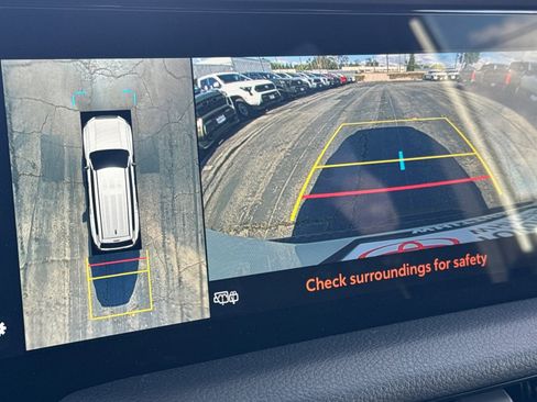 Certified 2025 Toyota Land Cruiser image 25