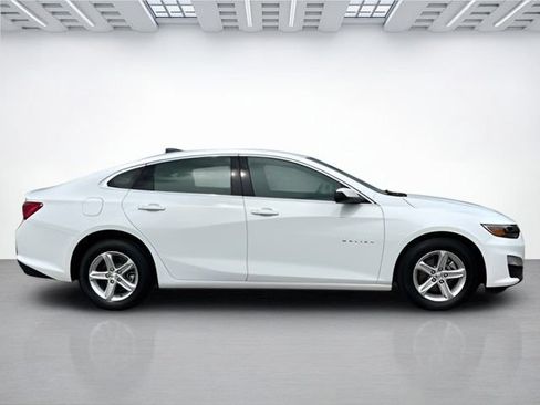 Certified 2023 Chevrolet Malibu LS w/ Driver Confidence Package FWD image 3