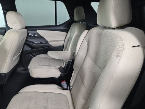 Used 2022 Chevrolet Traverse LT w/ LPO, Cargo Package AWD/4WD image 29