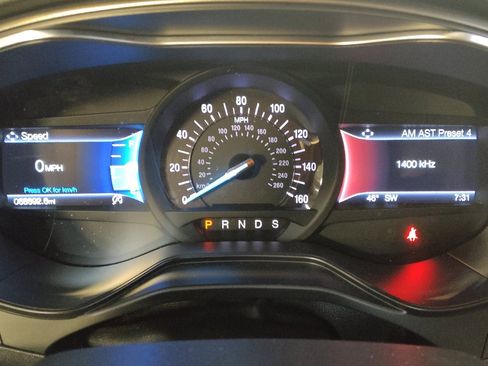 Used 2019 Ford Fusion SE image 23