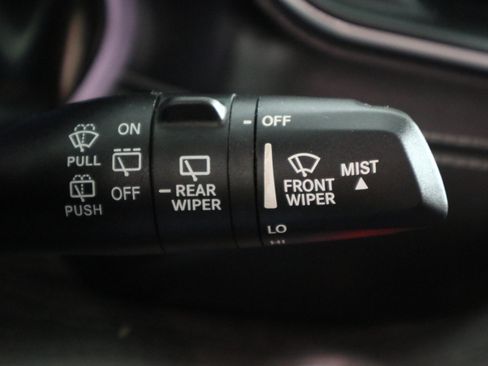 Used 2021 Jeep Grand Cherokee L Limited w/ Trailer Tow Group (B) AWD/4WD image 31