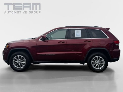 Used 2021 Jeep Grand Cherokee Laredo RWD image 4