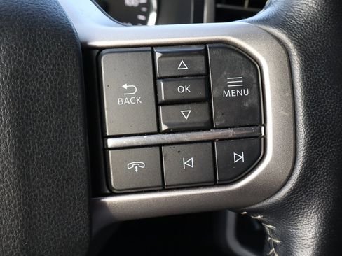 Used 2022 Ford Expedition XLT image 34