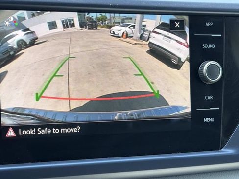 Certified 2023 Volkswagen Taos SE w/ Panoramic Sunroof Package FWD image 26