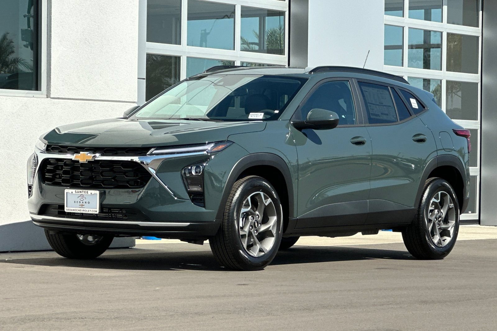 New 2026 Chevrolet Trax LT FWD image 8