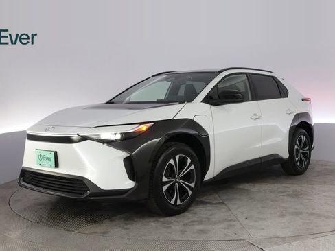 Used 2023 Toyota bZ4X AWD w/ Weather Package image 2