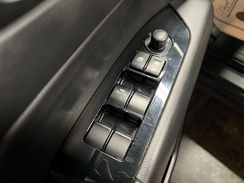 Used 2017 MAZDA CX-5 Touring image 13