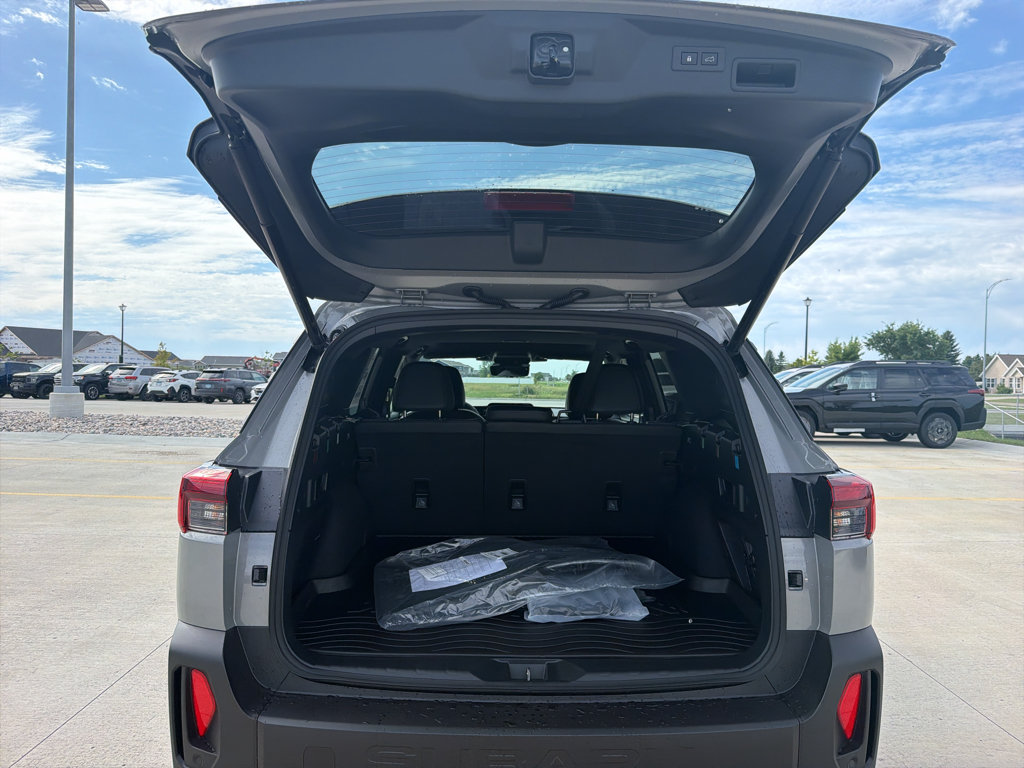 New 2026 Subaru Outback Touring AWD/4WD image 7