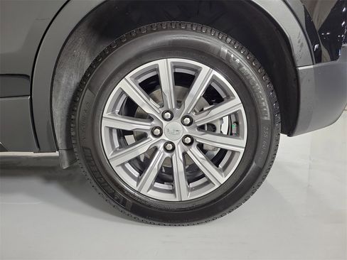 Certified 2023 Cadillac XT4 Sport w/ Cold Weather Package image 10