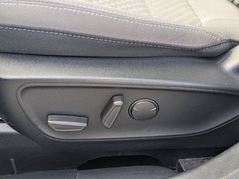 Used 2020 Ford Escape SE image 21