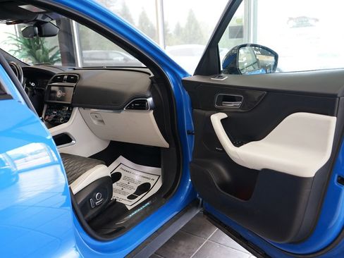 Used 2020 Jaguar F-PACE SVR AWD/4WD image 45