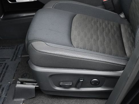 New 2026 Nissan Pathfinder SV AWD/4WD image 16