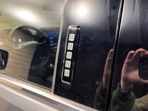 Used 2022 Ford F150 Lariat w/ Equipment Group 502A High image 27