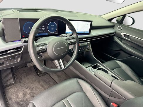 Used 2025 Hyundai Sonata Limited FWD image 7