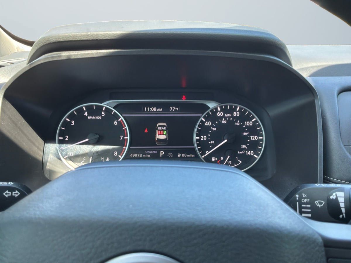Used 2025 Nissan Rogue S FWD image 13