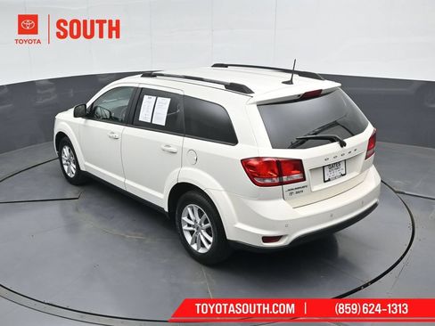 Used 2019 Dodge Journey SE FWD image 54