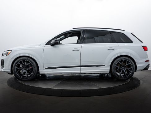 New 2026 Audi SQ7 Prestige image 7
