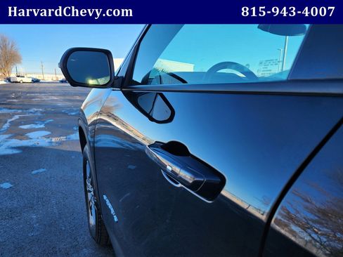 Used 2025 GMC Acadia Elevation image 39