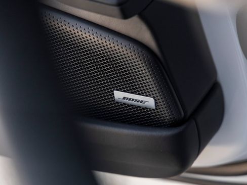 Certified 2025 Porsche Panamera 4 AWD/4WD image 32