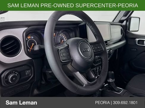 Used 2026 Jeep Wrangler Unlimited Sport AWD/4WD image 11