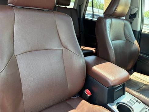 Used 2017 Toyota 4Runner Limited RWD image 41