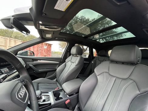 Used 2025 Audi Q5 2.0T Premium image 12