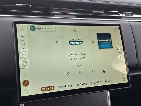 New 2025 Land Rover Range Rover Long Wheelbase SE image 17