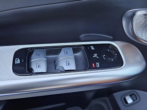 New 2026 Mercedes-Benz GLC 43 AMG 4MATIC image 29