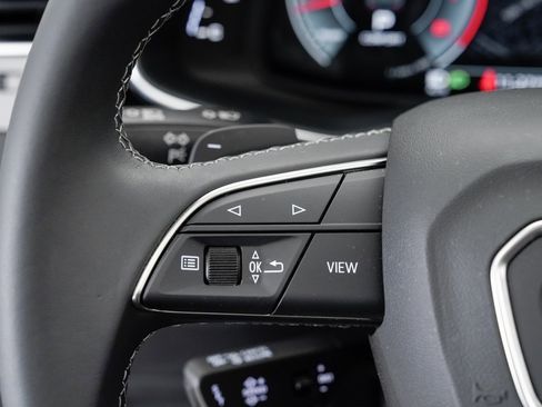 Certified 2025 Audi Q7 3.0T Premium Plus image 12