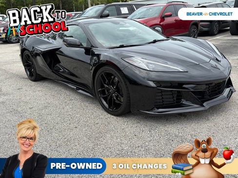 Used 2025 Chevrolet Corvette Z06 RWD image 9