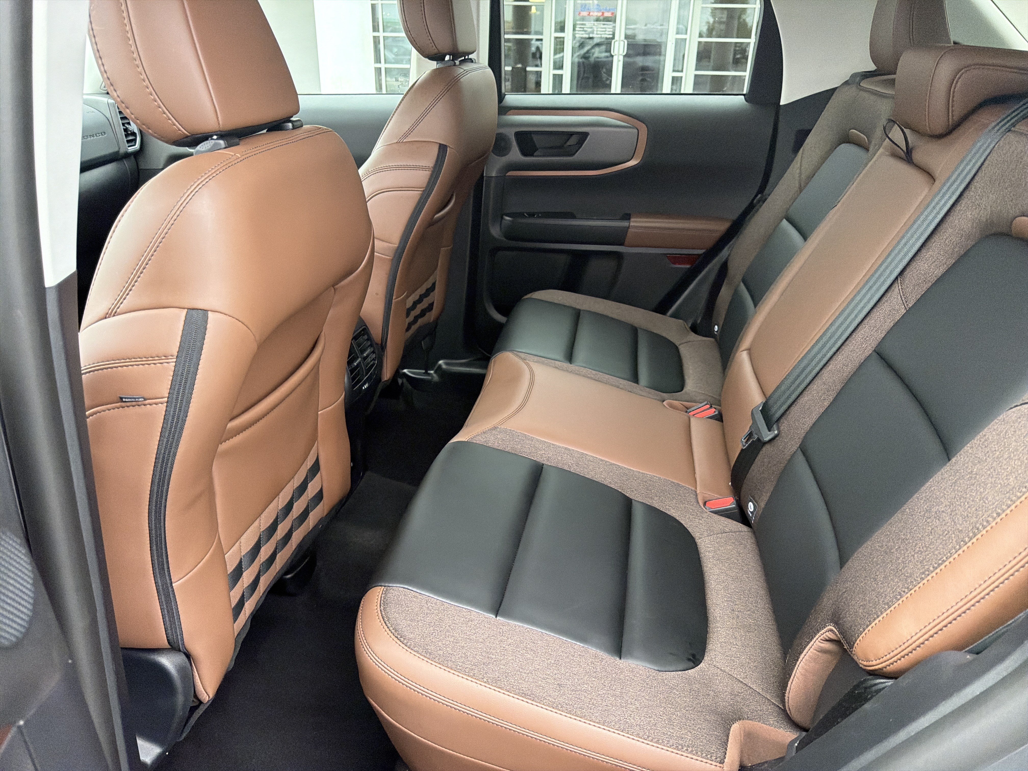 Certified 2025 Ford Bronco Sport Outer Banks w/ Outer Banks Tech Package+ AWD/4WD image 27