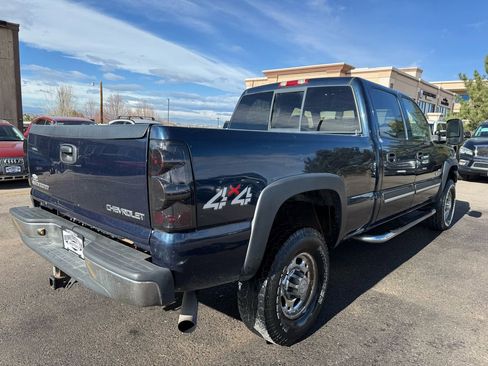 Used 2005 Chevrolet Silverado 2500 LS w/ Heavy-Duty Power Package image 3