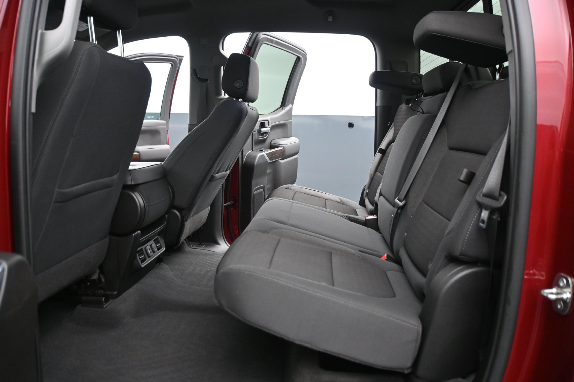 Used 2020 GMC Sierra 1500 SLE w/ SLE Value Package AWD/4WD image 16