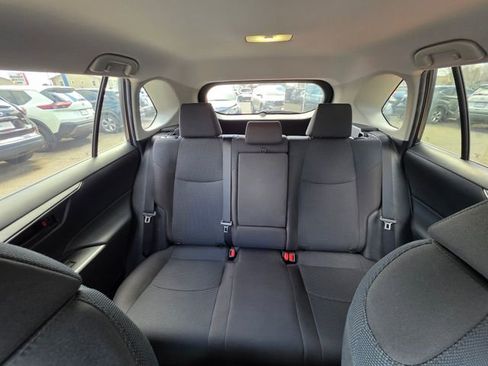 Used 2022 Toyota RAV4 LE image 22