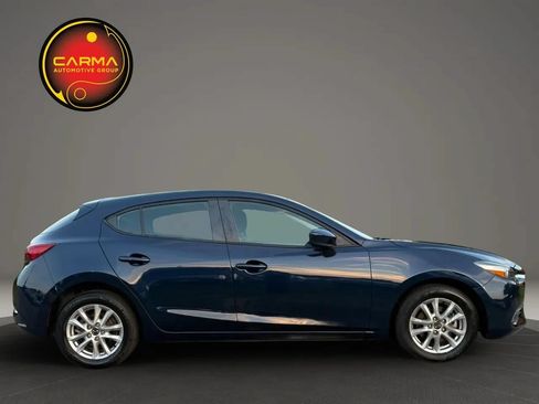 Used 2017 MAZDA MAZDA3 Sport FWD image 4