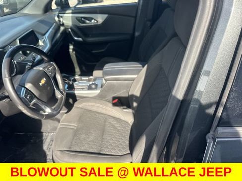 Used 2020 Chevrolet Blazer LT FWD image 28
