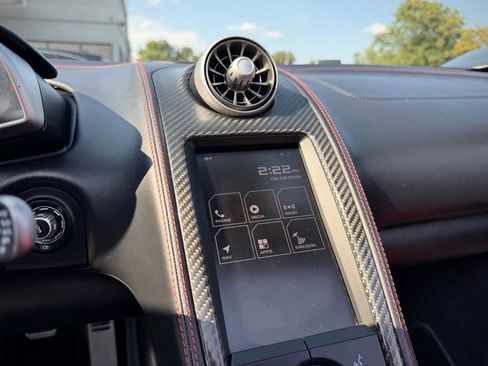 Used 2015 McLaren 650S Spider RWD image 42