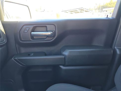 Used 2020 Chevrolet Silverado 1500 Custom w/ Custom Value Package image 24