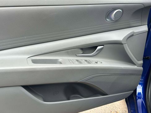 Used 2023 Hyundai Elantra Blue w/ Cargo Package image 15