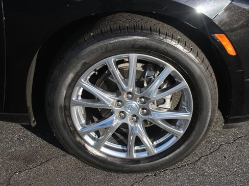 Used 2022 Buick Enclave Premium w/ Experience Buick Package image 42