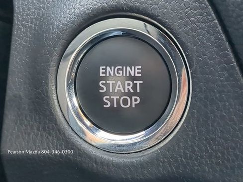 Used 2025 Toyota RAV4 XLE image 26