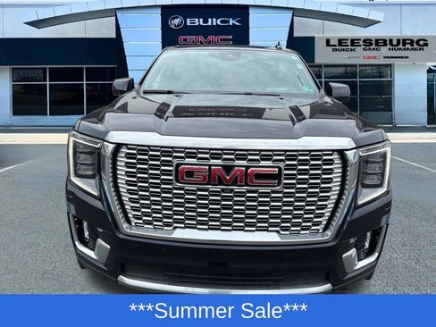 Used 2023 GMC Yukon XL Denali image 2