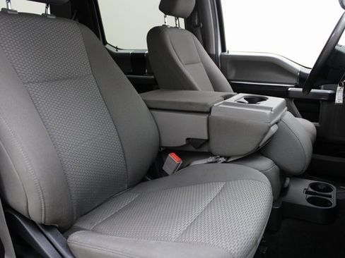 Certified 2019 Ford F150 XLT w/ Trailer Tow Package image 3