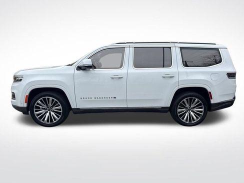 Used 2022 Jeep Grand Wagoneer Series III AWD/4WD image 8