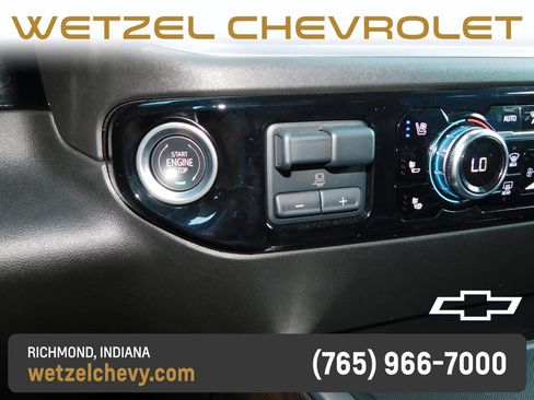 Used 2025 GMC Sierra 2500 SLT w/ Texas SLT Premium Package AWD/4WD image 38